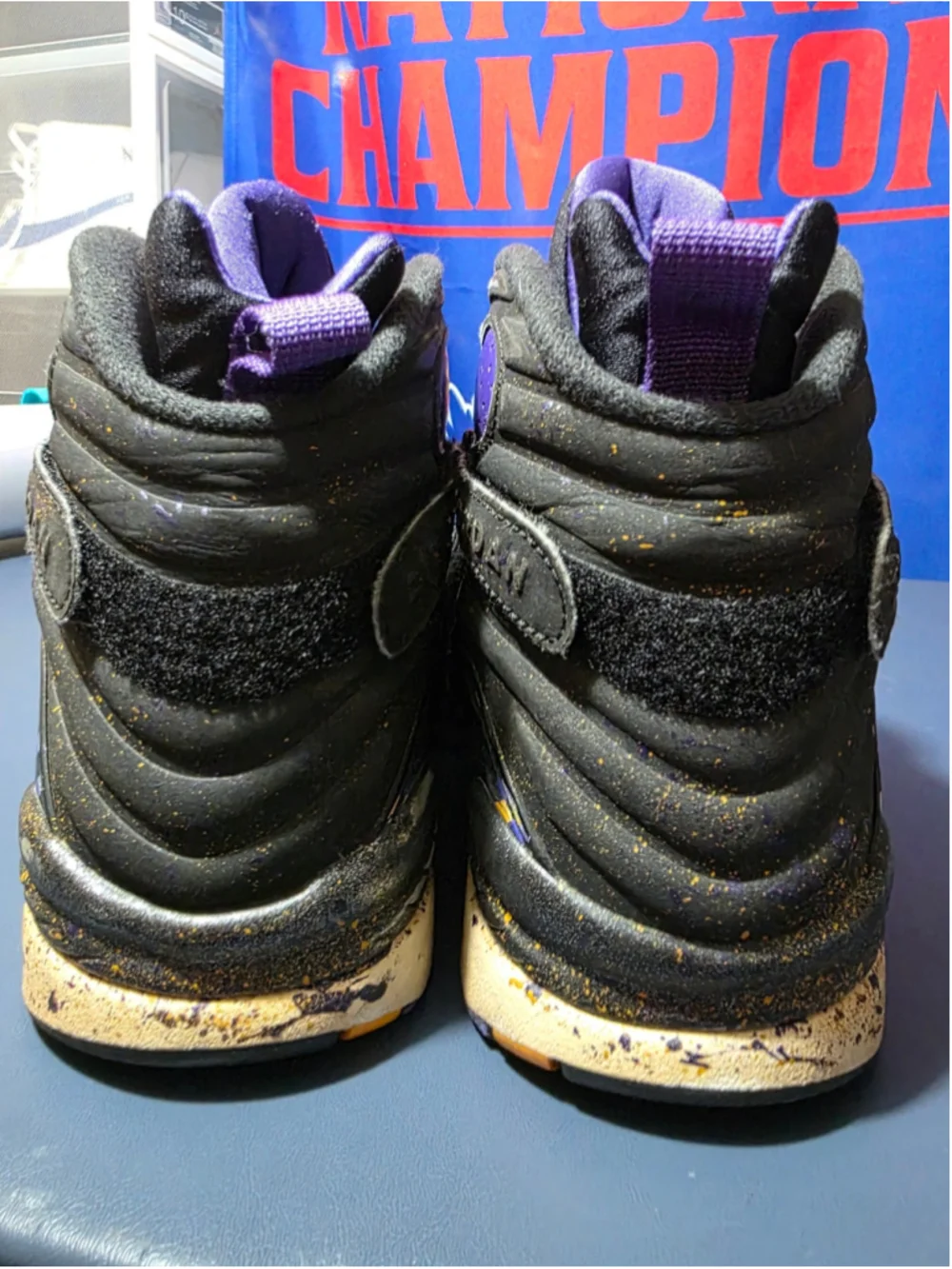Jordan 8 custom paint splatter, size 10.5m, pre-owned.